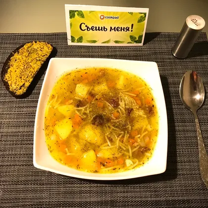 Суп из тушёнки, картофеля и вермишели