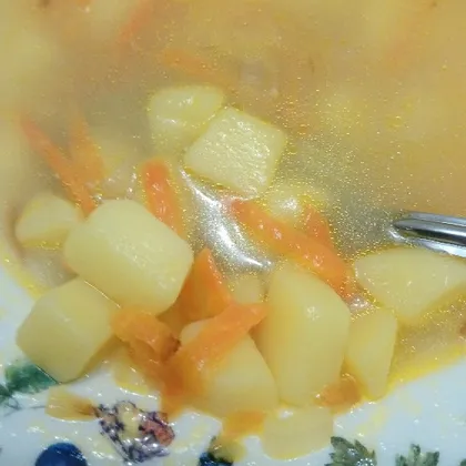 Суп с чечевицей на курином бульоне