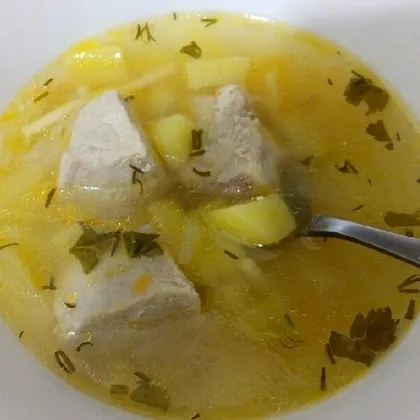 Суп мясной с вермишелью и кабачком