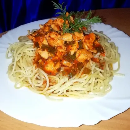 Спагетти с вяленными томатами и куриным филе