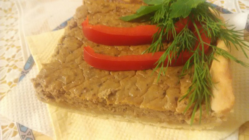 Закусочный пирог с куриной печенью