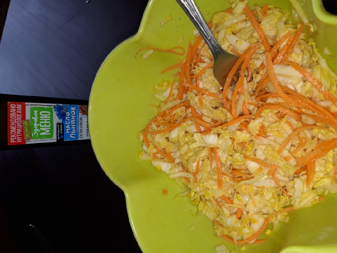 Салат из пекинской капусты с морковью и перцем рецепт с фото