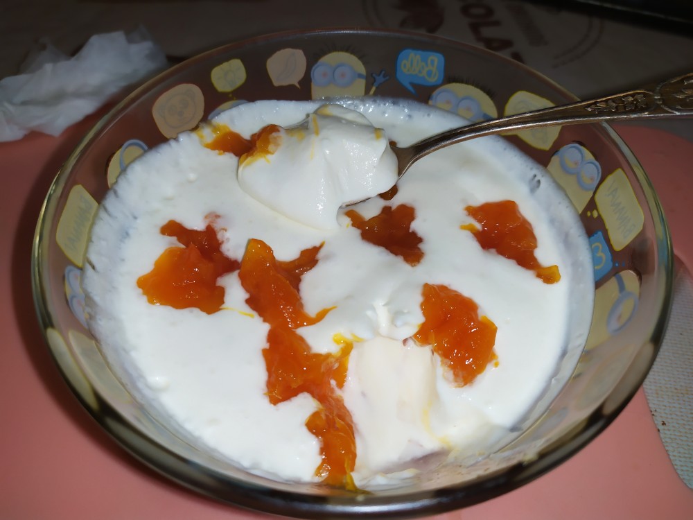 Десерт из сметаны