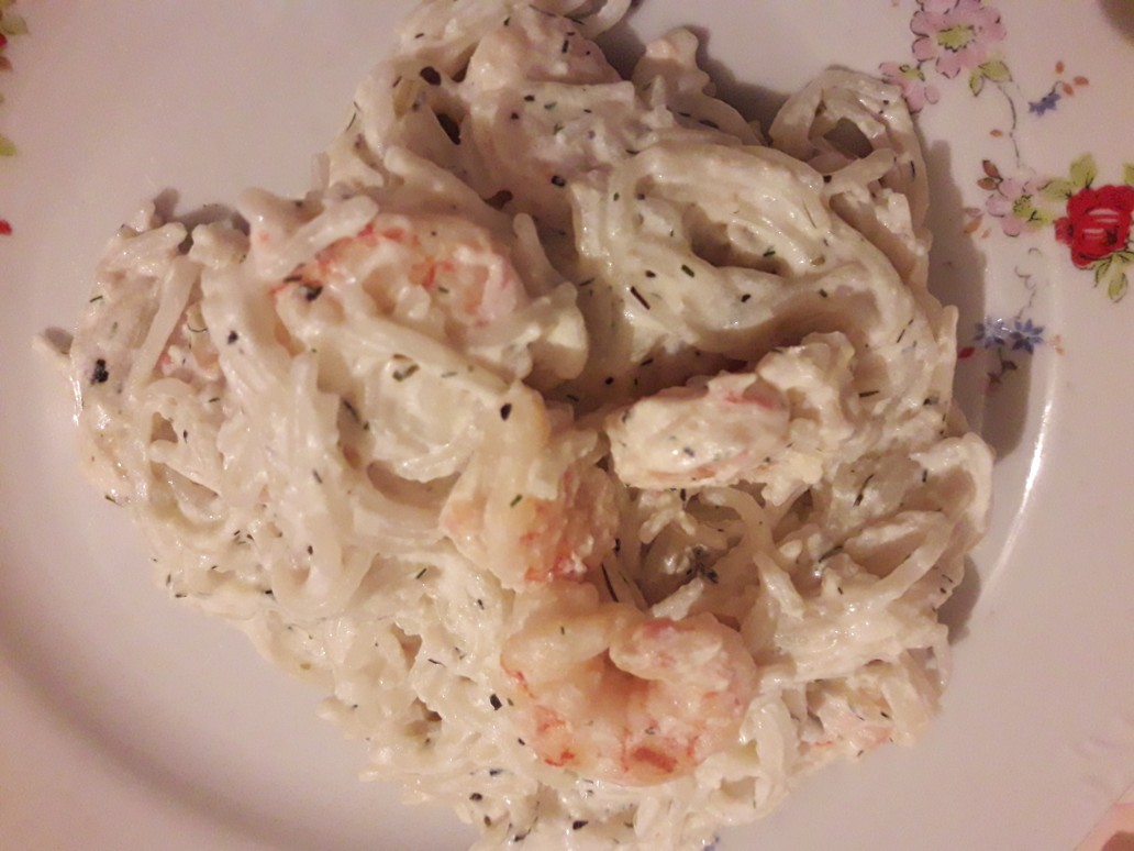 Рисовая лапша с креветками )