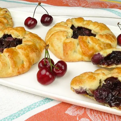 Галета с черешней и шоколадом | Cake with cherry and chocolate