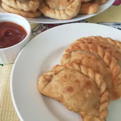 Мини чебуречки.🥟