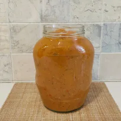 Икра кабачковая с привкусом перца и пикантной кислинкой