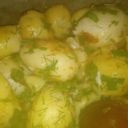 Картошечка свежая, жареная с зеленью