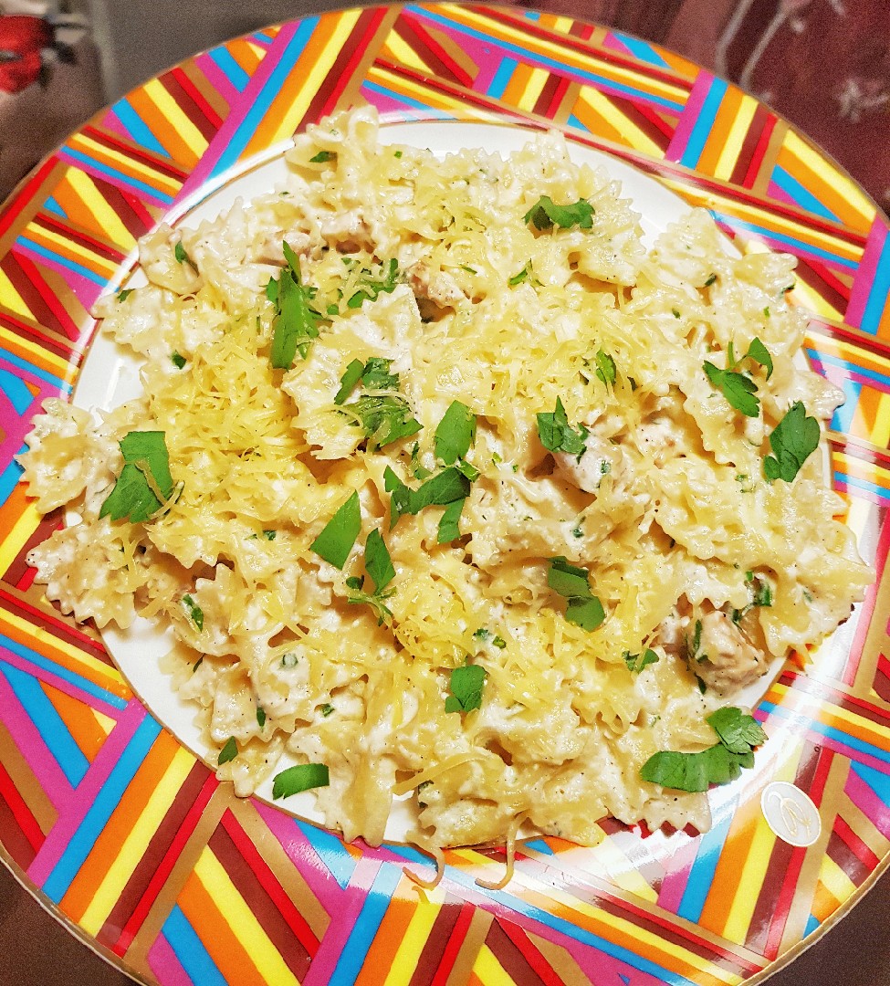 Паста А-ля "Альфредо" с курицей