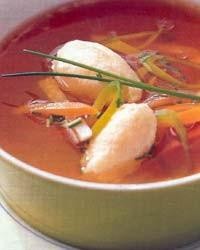 Куриный бульон с сырными клецками