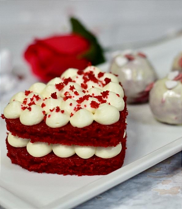Пирожные валентинки "Красный бархат" или "Red Velvet"