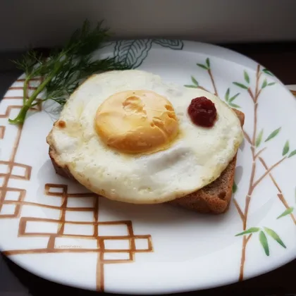 Бутерброд с яйцом 🥚