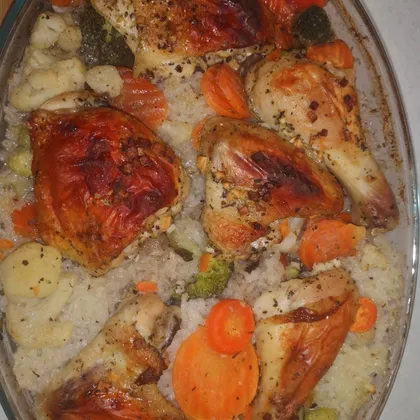 Курица с рисом и овощами (в духовке)