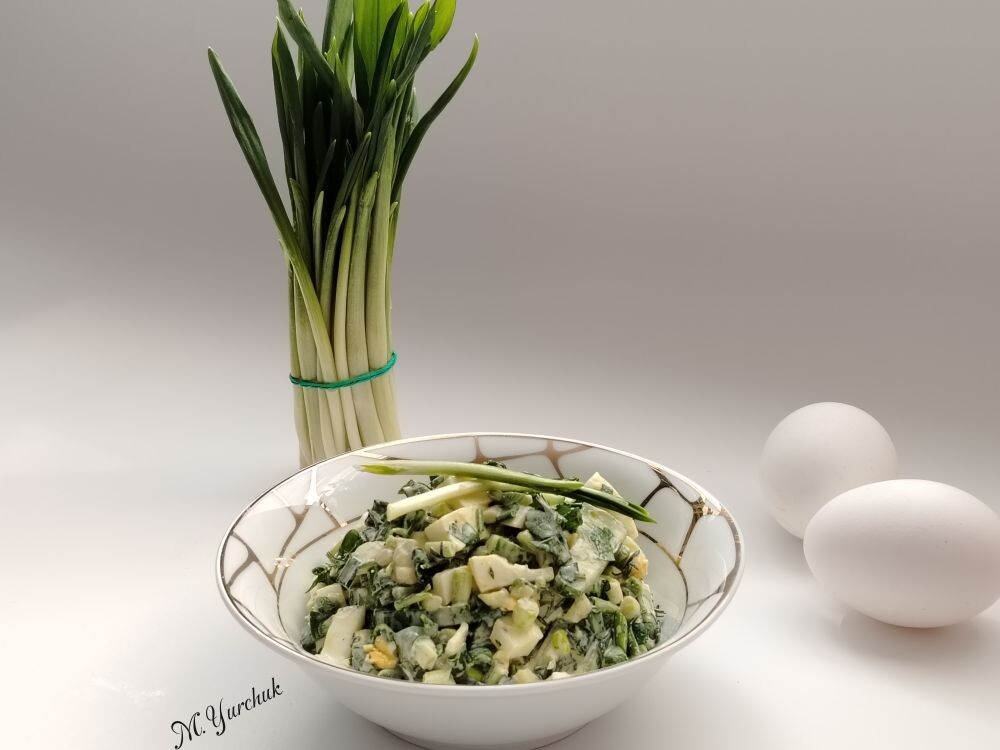 Салат «Весенний» с черемшой