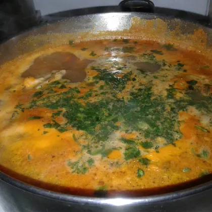 Суп на курином бульоне с горохом
