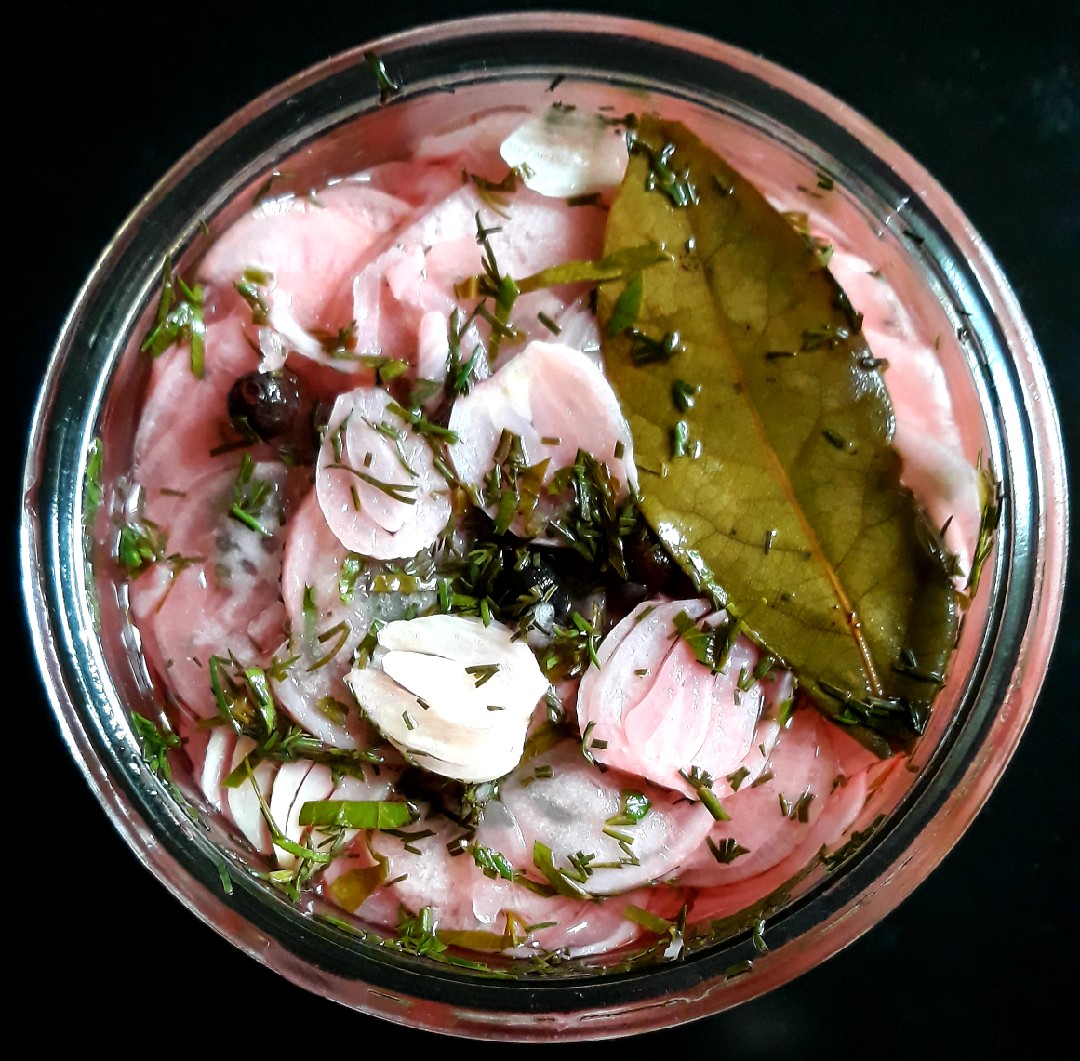 Маринованный редис