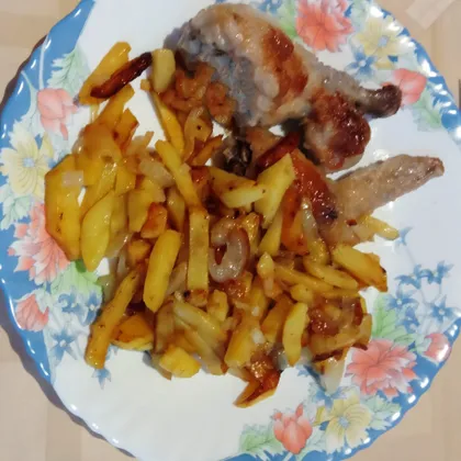 Жареная курица с картошкой