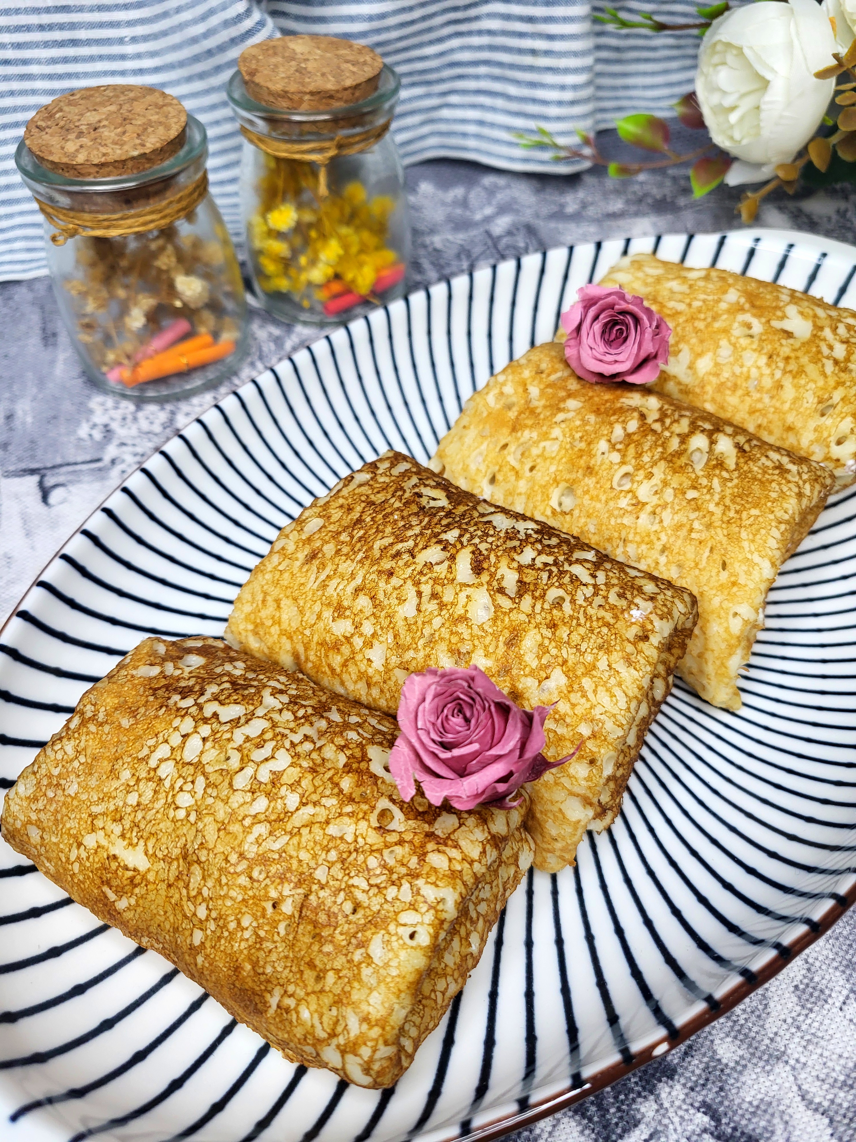 Дрожжевые блины с творогом 