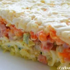 Очень вкусный слоеный салатик