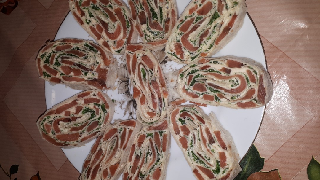 Закуска из лаваша с рыбкой