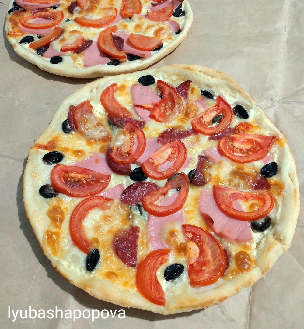 сырная пицца на слоеном тесте в духовке рецепт | Дзен