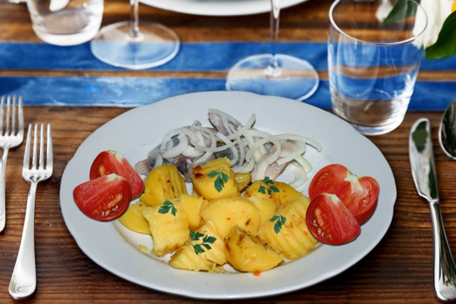Паровой картофель в умной мультиварке