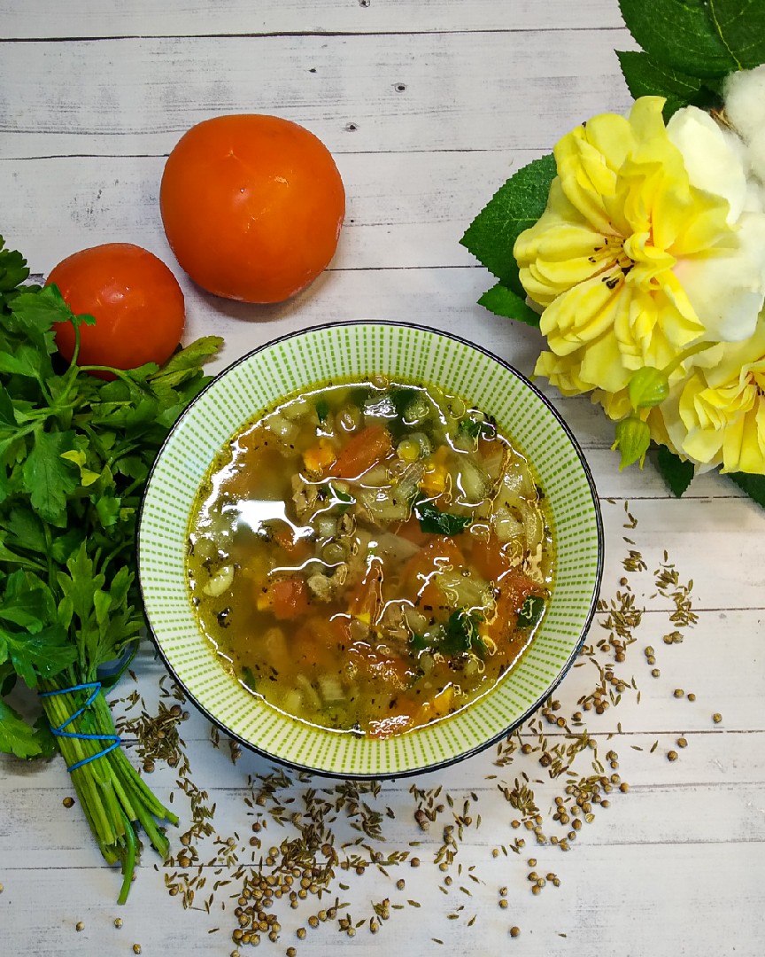 Суп из зелёной чечевицы со шпинатом вегетаринаский рецепт – Супы. «Еда»