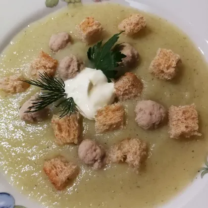 Крем-суп с фрикадельками деткам от 1,5 лет