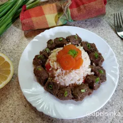 Говядина, томленная в ананасовом соке с рисом