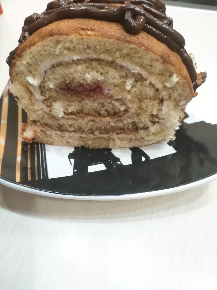 Рулет медовый