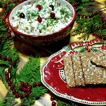 Новогодний салат - 'Оливье' с колбасой 🎄