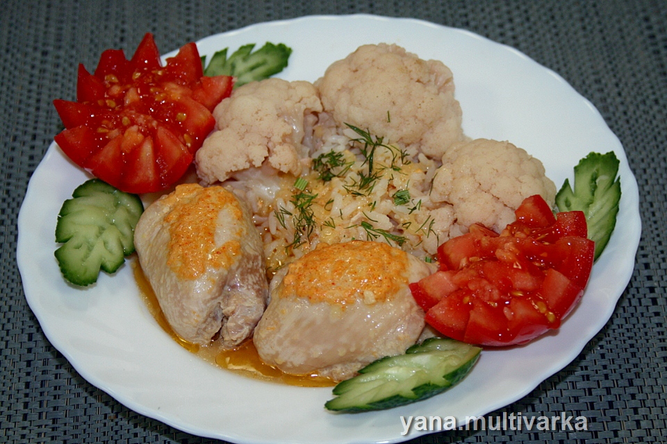 Курица в соусе и рис с цветной капустой в скороварке (2 в 1)