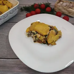 Мясной рулет со шпинатом