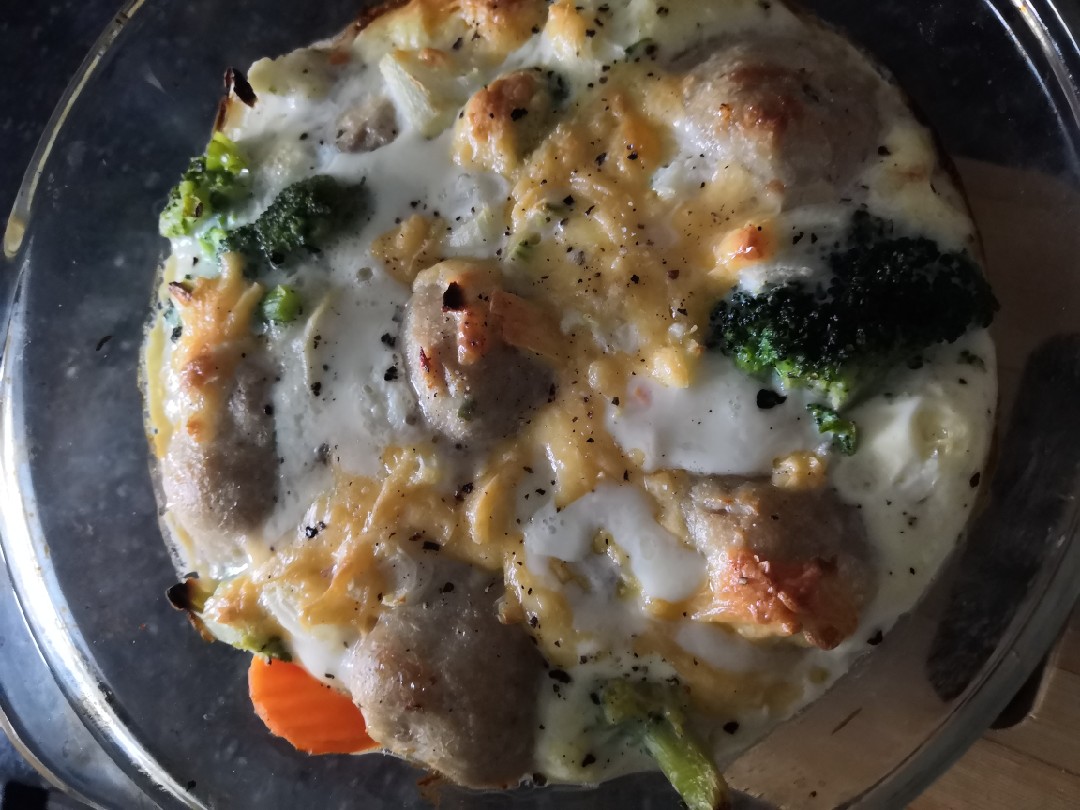 Омлет (запеканка) с овощами и митболами