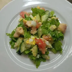 Салат с тунцом