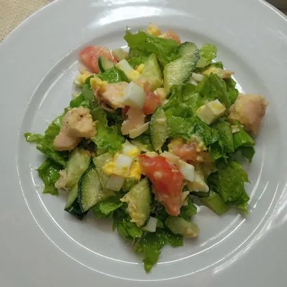 Салат с тунцом