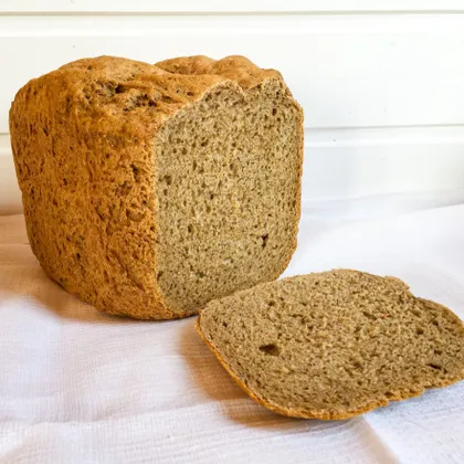 Пшенично-ржаной хлеб с кориандром в хлебопечке