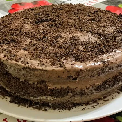 Шоколадный торт или пирог