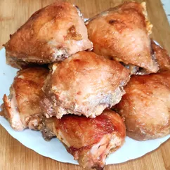 Запечённые маринованные куриные бёдра