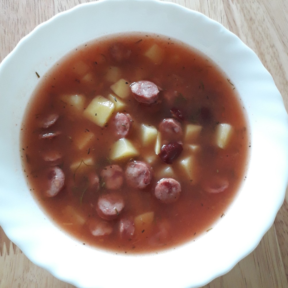 Рецепт томатного супа с охотничьими колбасками и фасолью - ЗНАЙ ЮА