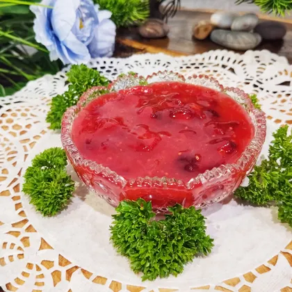 Клюквенный соус к мясу с имбирём и корицей 