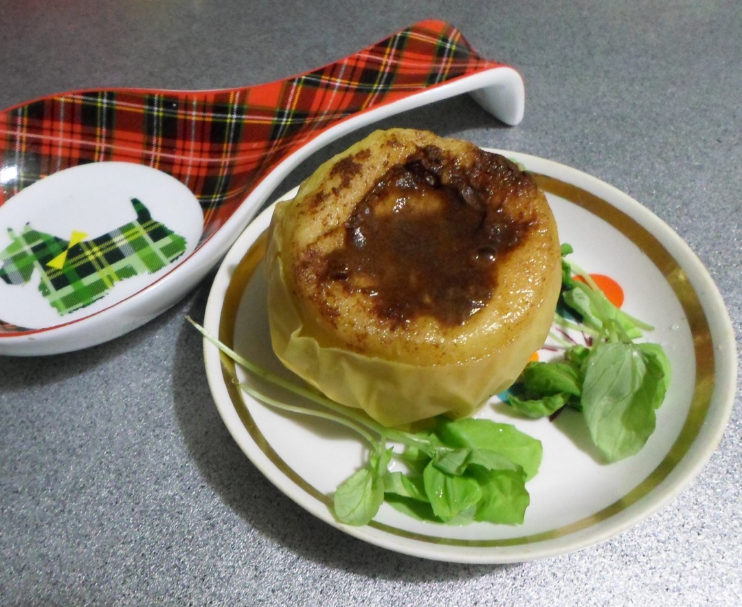 Яблоки, запеченные с корицей и медом