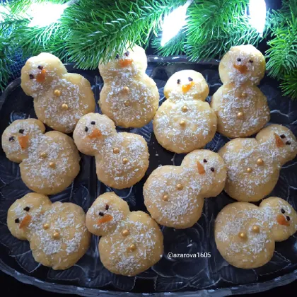 Печенье новогоднее творожное Снеговички