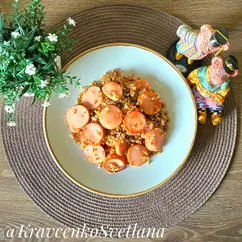 Гречка с жареными сосисками