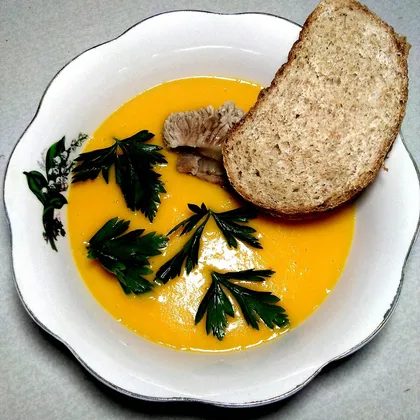 Тыквенный  крем- суп на мясном бульоне