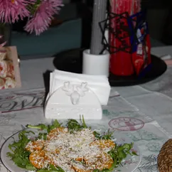 Помидоры с сыром 