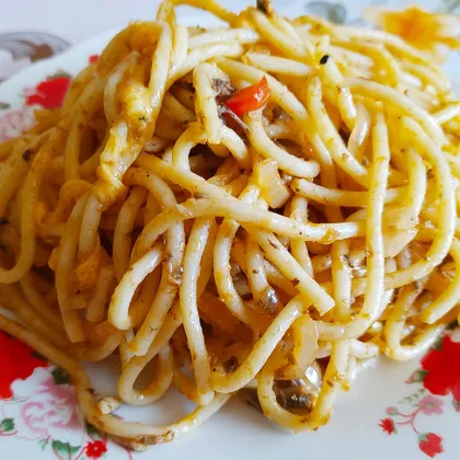 Спагетти со шпротами