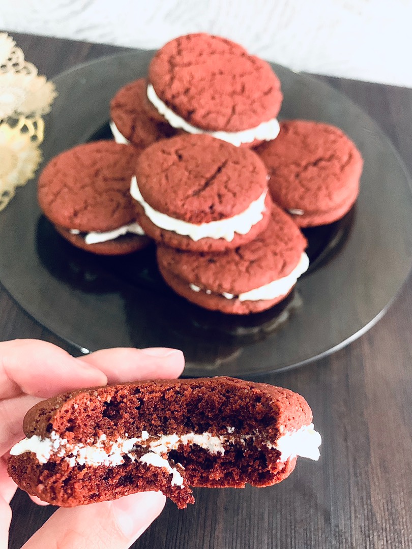 Пироженки «красный бархат»