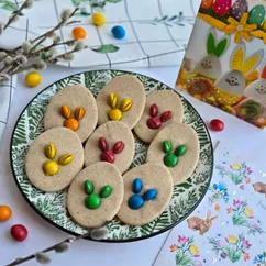 Пасхальные венки, кексы, печенье и другая выпечка