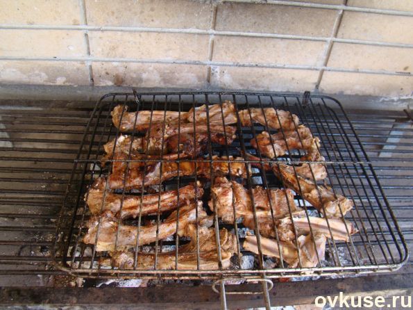 Паидакья (бараньи рёбрышки) запечённые на углях